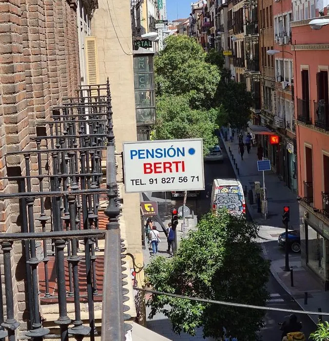 Pensión Berti Madrid-1